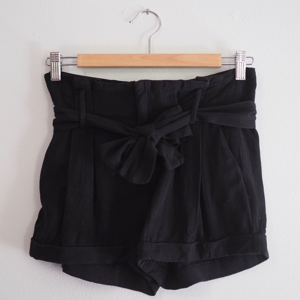 Sparkle & Fade Tie-Waist Soft Pleated Shorts